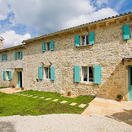 Prázdninový dům Agra Pula